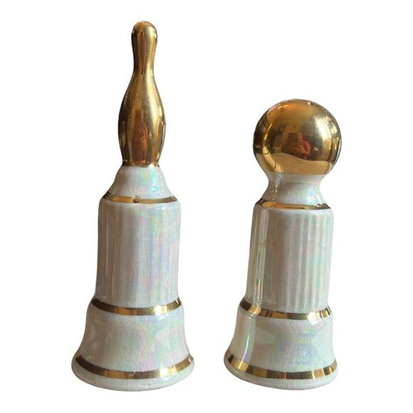 Vintage Bowling Ball and Pin Salt and Pepper Shakers Porcelain - Picture 1 of 11